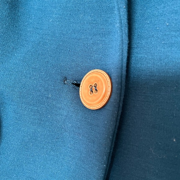 ๐จ๐ฆ Dotty stretchy Blue Blazer with Black Collar size xs - Picture 8 of 9